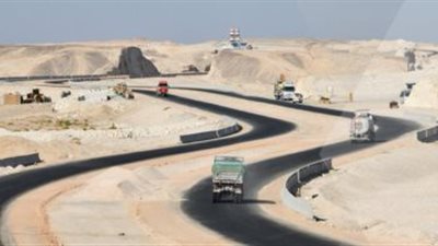 وزير الإسكان ومحافظ أسيوط يتفقدان طريق هضبة أسيوط