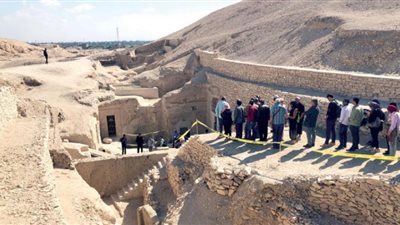 يضم ٣٩ ثمثالا.. تفاصيل معرض 