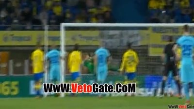 برشلونة يسقط بفخ التعادل أمام «لاس بالماس» 1/1 (فيديو)