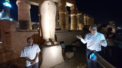 اكتشاف تمثالين بالوضع الأوزيري للملك رمسيس الثاني بمعبد الأقصر