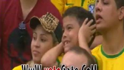 بالفيديو.. بكاء طفل برازيلي بعد الهدف الثاني لهولندا