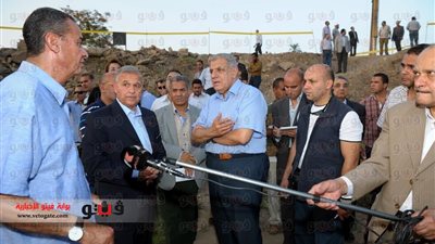 اجتماع لـ«محلب» و8 وزراء بالأقصر لمناقشة خطة تطوير المحافظة