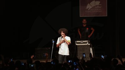 مصطفى النسر يتألق بالراب وسط جمهوره في ساقية الصاوي