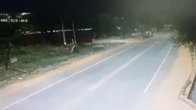 نهاية مروعة لسائق دراجة متهور (فيديو)