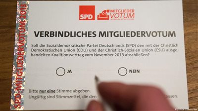 ترقب في ألمانيا قبل اختتام تصويت الاشتراكيين على ائتلاف مع ميركل