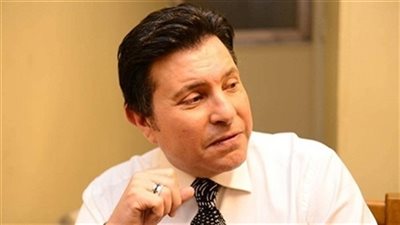 هاني شاكر ينظر شكوى تتهم حكيم بالسب والقذف