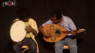 بالفيديو.. كرم مراد يشدو بـ 