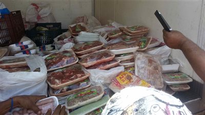 «التموين» تضبط أصحاب مطاعم غير مرخصة بكفرالشيخ