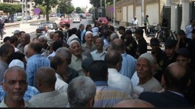 أهالي يطلقون الرصاص على مدرسة بالمحلة