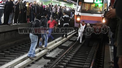 بالصور.. المترو يعود للعمل بعد توقف 20 دقيقة
