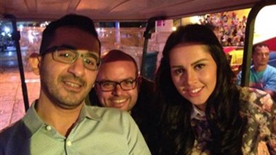 بالصور.. أحمد حلمي و«رئيس» في كواليس «صنع في الصين»