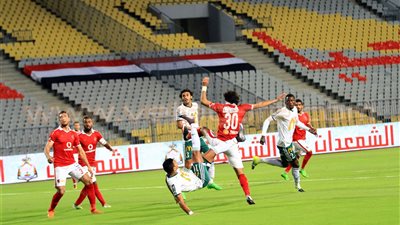 شاشة كبيرة بملعب «الهوكي» لمتابعة لقاء الأهلي والمصري