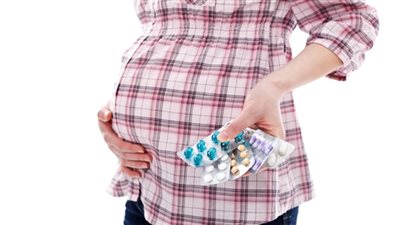 هل تؤثر الأدوية أثناء الحمل على صحة الجنين؟