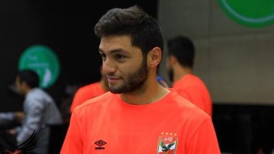 كريم نيدفيد يدعم زملاءه في المنتخب الأوليمبي أمام السعودية
