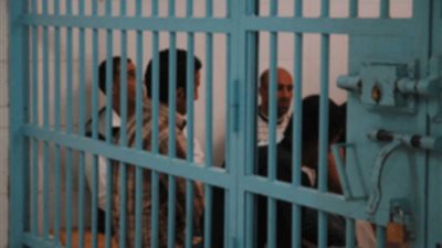 بالأسماء.. «فيتو» ترصد وفاة 17 سجينا داخل أقسام الشرطة.. سوء التهوية وتكدس المتهمين وزيادة أعداد السجناء أبرز الأسباب.. قسم المطرية يتصدر القائمة.. وأهالي الضحايا يتهمون الأمن بتعذيب ذويهم