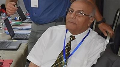 جثمان العالم النووي المصري يصل مطار القاهرة من المغرب خلال ساعات