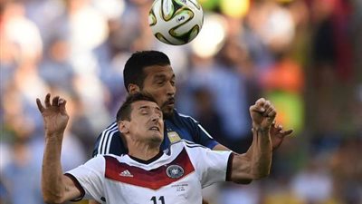 بالفيديو.. «هيجواين» يهدر فرصة التقدم للأرجنتين أمام ألمانيا