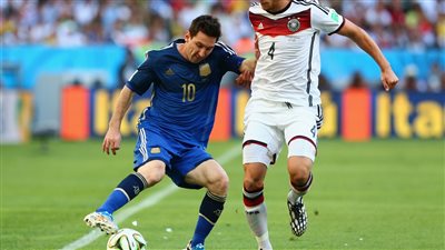 بالفيديو.. «ميسى» يراوغ لاعبى «الماكينات» ويهدر فرصه التقدم