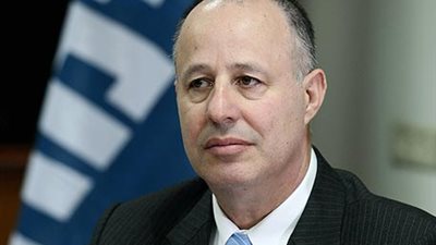 مسئول إسرائيلي: تقديم تسهيلات لسكان غزة يمنع الانتفاضة