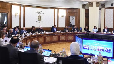 رئيس الوزراء يُشيد بتراجع معدل التضخم خلال أغسطس.. وانخفاض الواردات