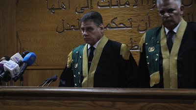 قاضي التخابر: المتهمون يسعون في ضرب الأمة ببعضها.. وكفانا الله شرهم