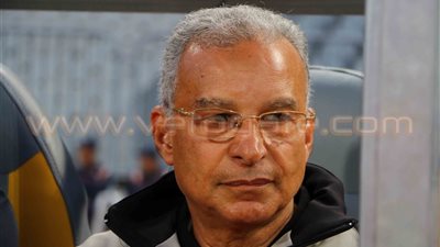 اتجاه في الأهلي لإسناد لقاءي بتروجيت والمقاصة لـ«زيزو»