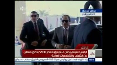 بالفيديو.. السيسي يصل مسرح الجلاء لإطلاق مبادرة «رؤية مصر 2030»