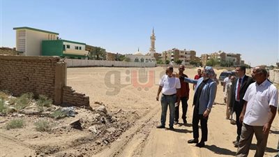 الوادى الجديد تجهز أرض المعارض لاستضافة مهرجان التمور الخامس