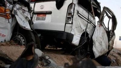 النيابة تنتقل لمعاينة موقع حادث انقلاب سيارة ميكروباص بصفط اللبن