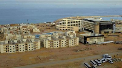 وفد أكبر جامعة أسترالية يزور مدينة الجلالة