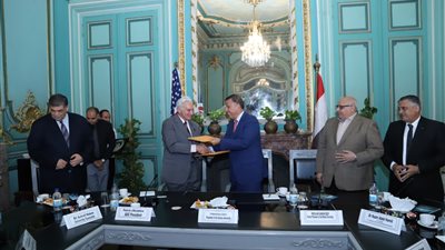 تفاصيل اتفاقية شراكة بين الجامعة الأمريكية بالقاهرة وعين شمس