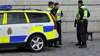 طفل سويدي يصطحب معه قنبلة للمدرسة والشرطة تنقذ الموقف