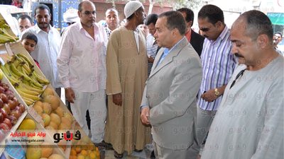 بالصور.. افتتاح منفذين للسلع الغذائية واللحوم بالإسماعيلية