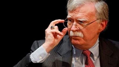 بولتون: ترامب يوقد بنفسه نار جنازته السياسية