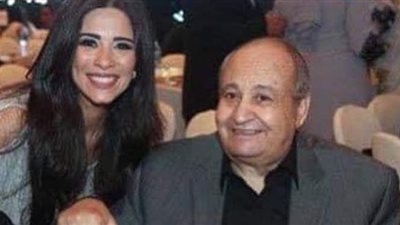 أسماء مصطفى ناعية وحيد حامد: فقدنا قامة كبيرة