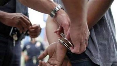 ضبط عاطلين لسرقتهما كمية من الحديد داخل مخزن أسفل محور روض الفرج