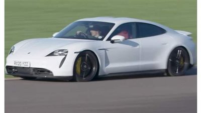 مواصفات أسرع سيارة في العالم | فيديو