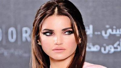 درة ناعية وحيد حامد: 