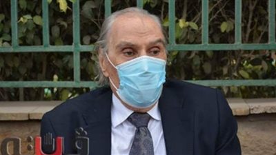 عزت العلايلى من جنازة وحيد حامد: كان أحد أفراد المنظومة الوطنية المحترمة