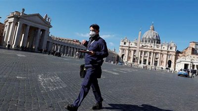 بريطانيا تغلق المدارس الابتدائية بسبب قفزة في إصابات كورونا