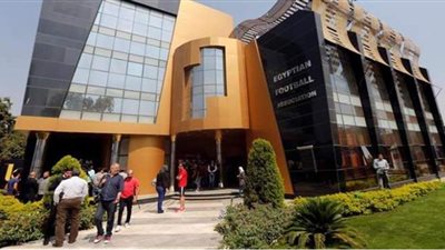 بعد رئيس اللجنة الطبية.. إصابتان جديدتان بكورونا في اتحاد الكرة