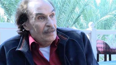 عزت العلايلي: وحيد حامد قيمة فنية وفكرية لن تتكرر