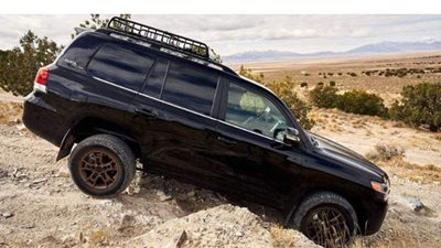 توقف إنتاج سيارات تويوتا لاندكروزر فى 2021