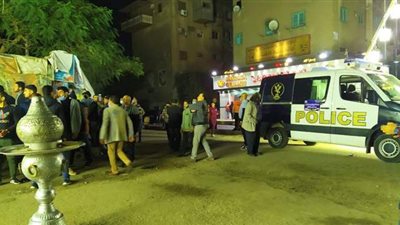 قوات الأمن تفض عزاء والدة حازم إمام بإمبابة | صور