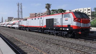 السكك الحديدية تبدأ خطة تنفيذ غرامة الكمامة