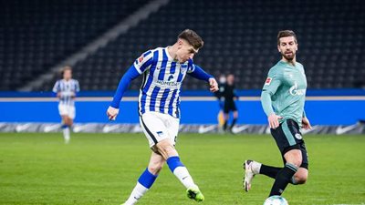 جروس يخسر أول مباراة مع شالكه أمام هيرتا برلين 0/3 في البوندسليجا