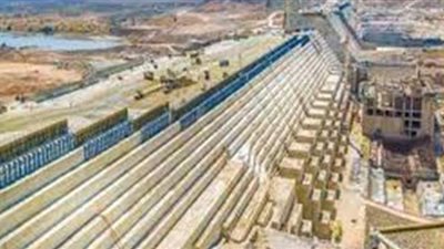 جنوب افريقيا تتدخل لحل أزمة سد النهضة وتعقد اجتماعا غدا.. مصر: المياه قضية وجود.. إثيوبيا تحاول تفخيخ الاجتماع