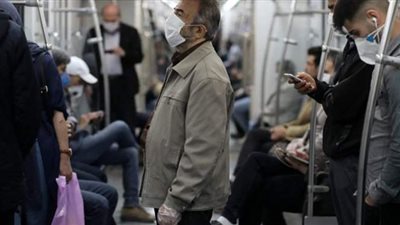 انتشار أمني مكثف في وسائل النقل والمواقع الجماهيرية لملاحقة مخالفي ارتداء الكمامة