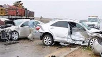 إصابة ٥ مواطنين في حادث تصادم ٣ سيارات بالبحيرة