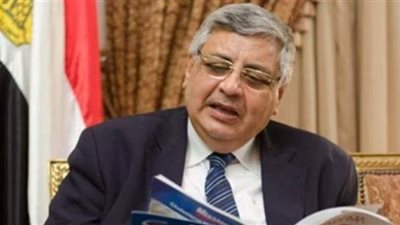 ازاي تعرف إنك مصاب بفيروس كورونا؟ مستشار الرئيس لشئون الصحة يجيب